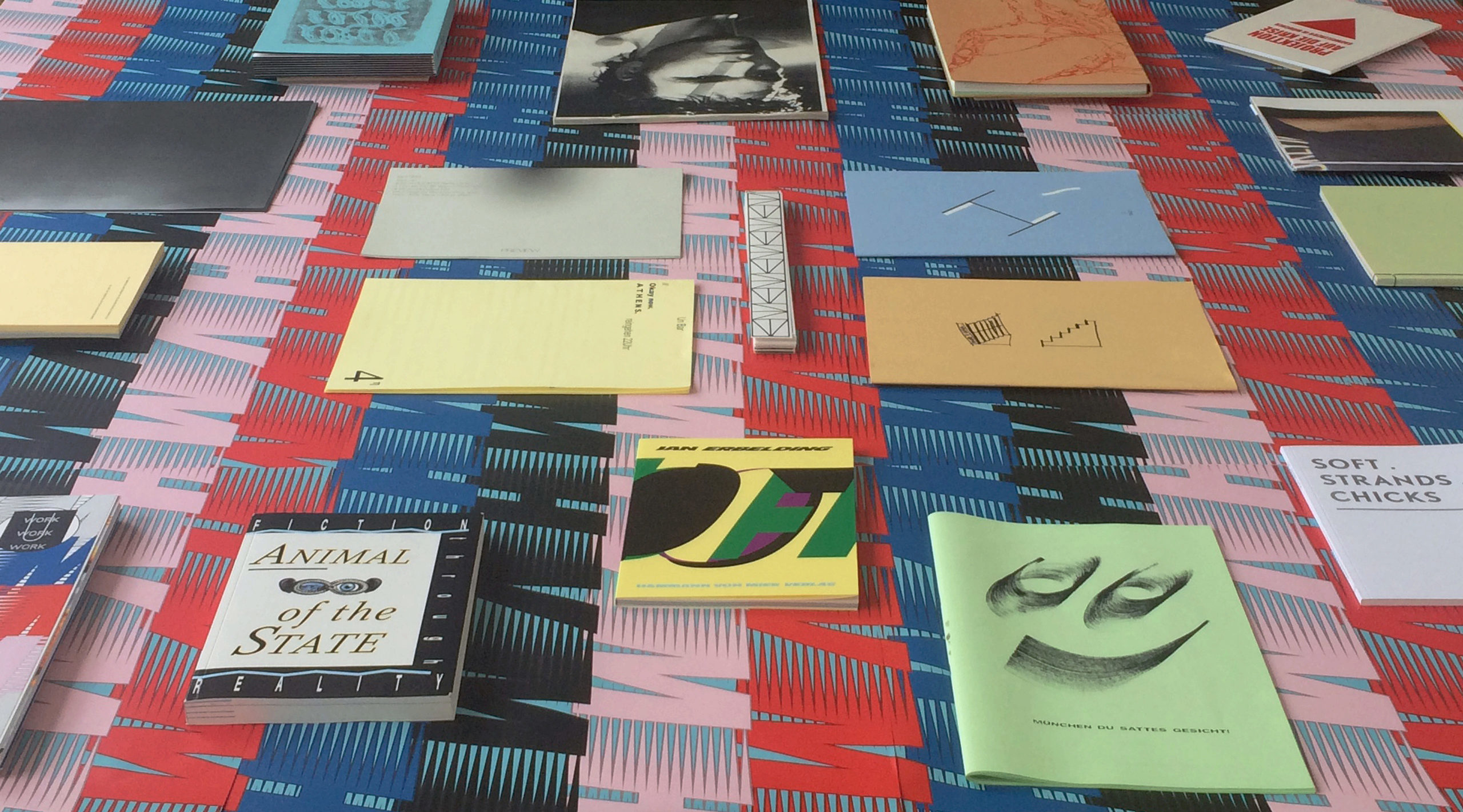 HvM publishing display